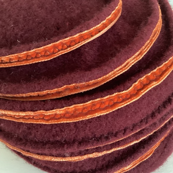 Italian Wool Felt Sculptural Beret Cloche Hat Burgundy Orange Trim Avant Garde - Picture 6 of 14